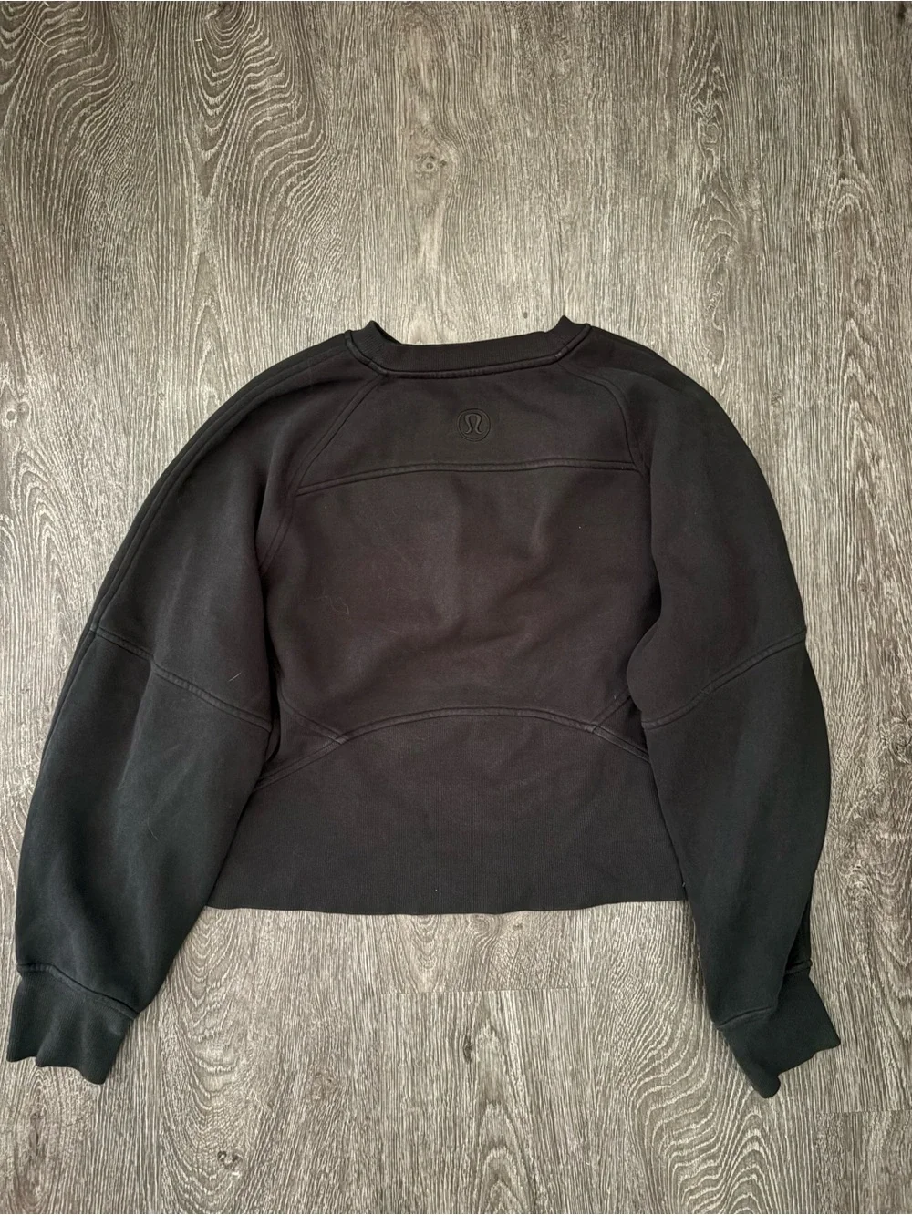 LULULEMON Crop Sweatshirt